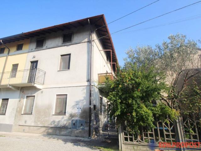 Appartamento in vendita a Misinto MB