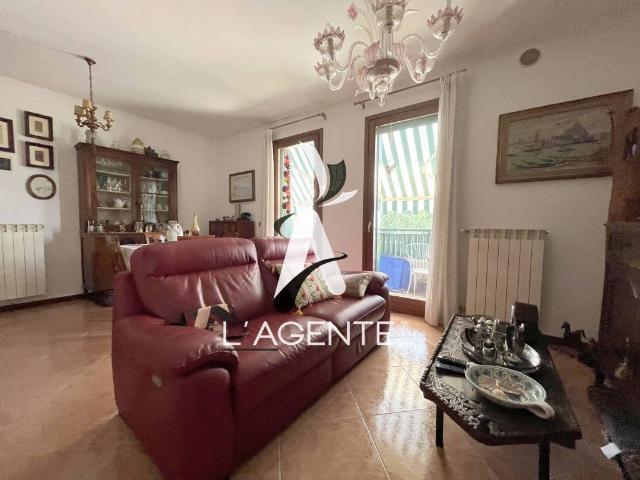 Appartamento in vendita a Mira VE