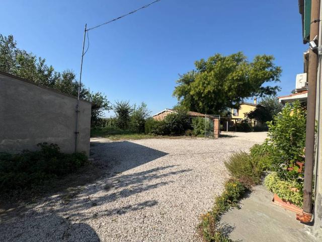 Appartamento in vendita a Mirandola MO