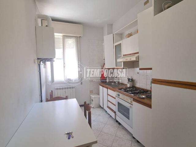 Appartamento in vendita a Modena