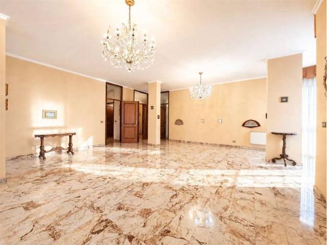 Appartamento in vendita a Modena MO