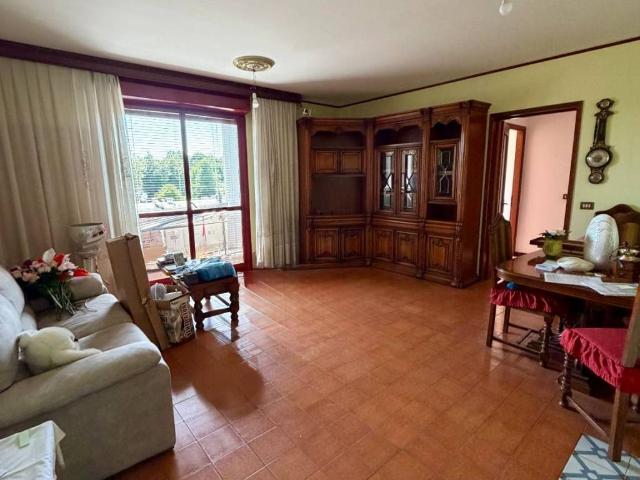Appartamento in vendita a Modena MO