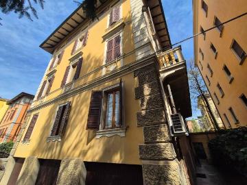 Appartamento in vendita a Modena MO