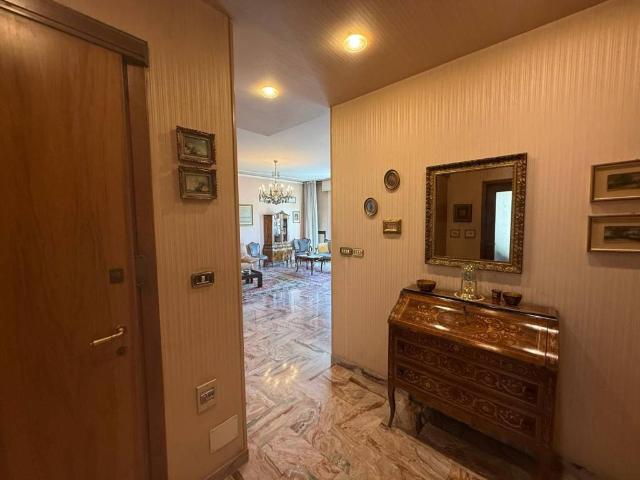 Appartamento in vendita a Modena MO