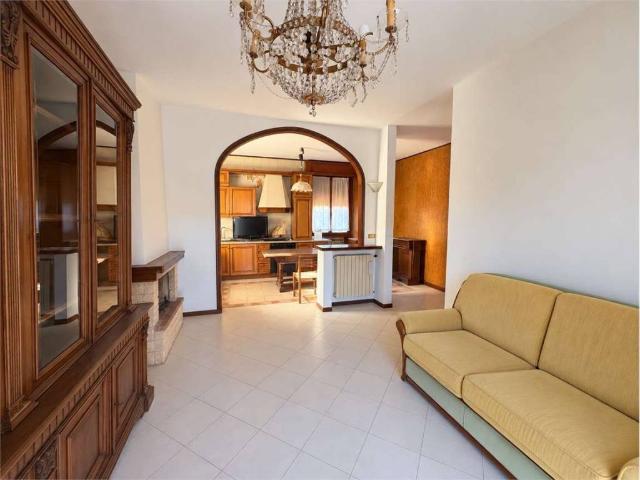 Appartamento in vendita a Modena MO