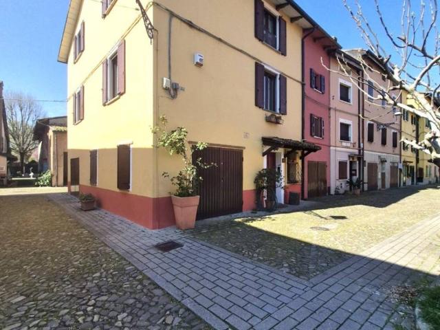 Casa indipendente in vendita a Castelnuovo Rangone MO
