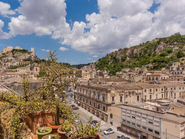 Casa indipendente in vendita a Modica RG