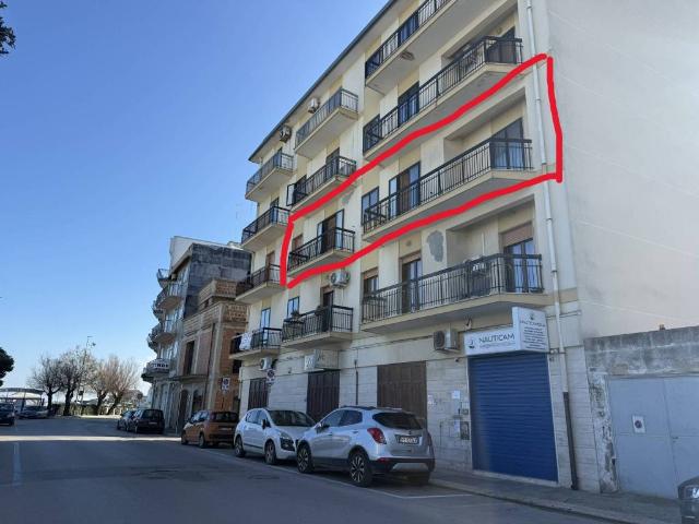 Appartamento in vendita a Mola di Bari BA