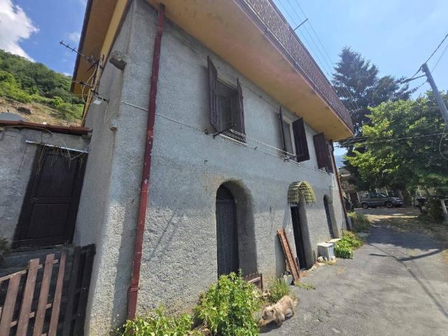 Appartamento in vendita a Molini di Triora IM