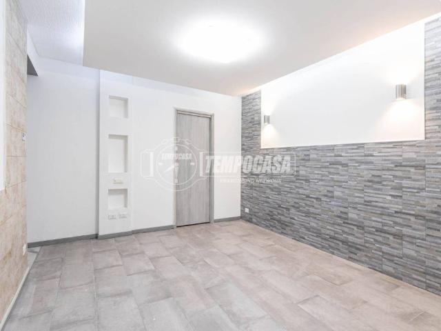 Appartamento in vendita a Molteno LC