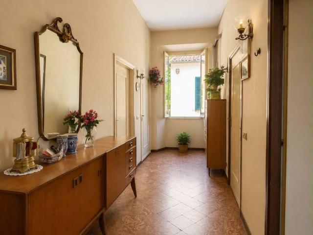 Appartamento in vendita a Moltrasio CO