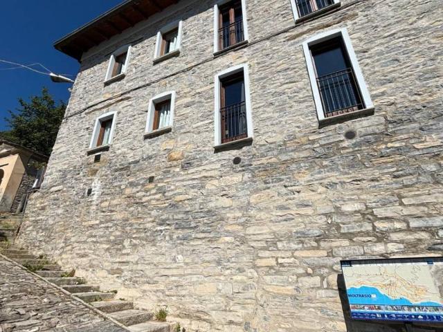 Appartamento in vendita a Moltrasio CO
