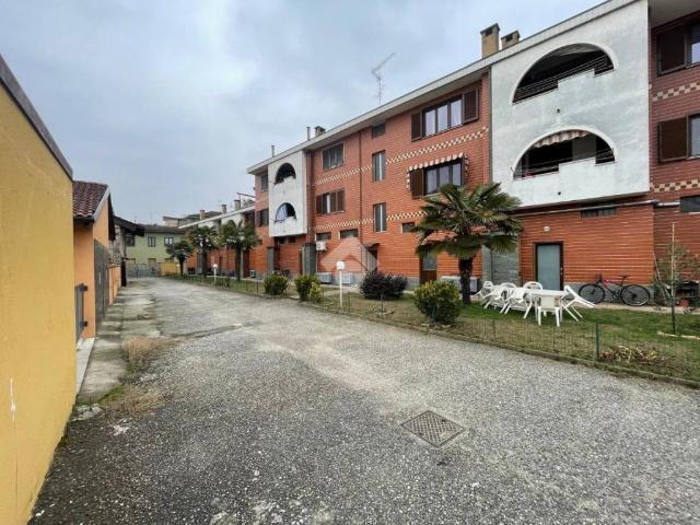 Appartamento in vendita a Momo NO