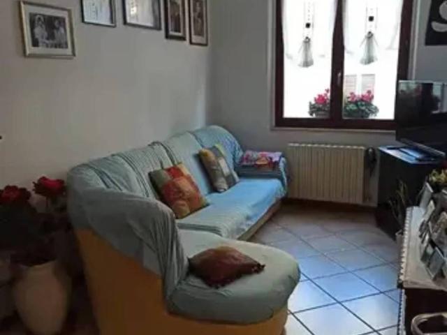 Appartamento in vendita a Mombaroccio PU
