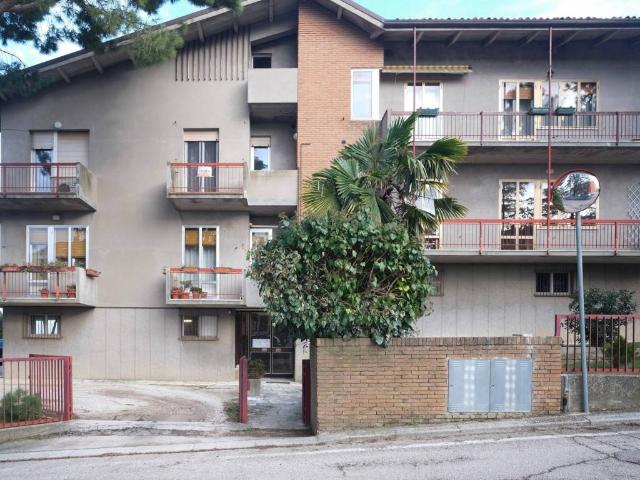 Appartamento in vendita a Mombaroccio PU