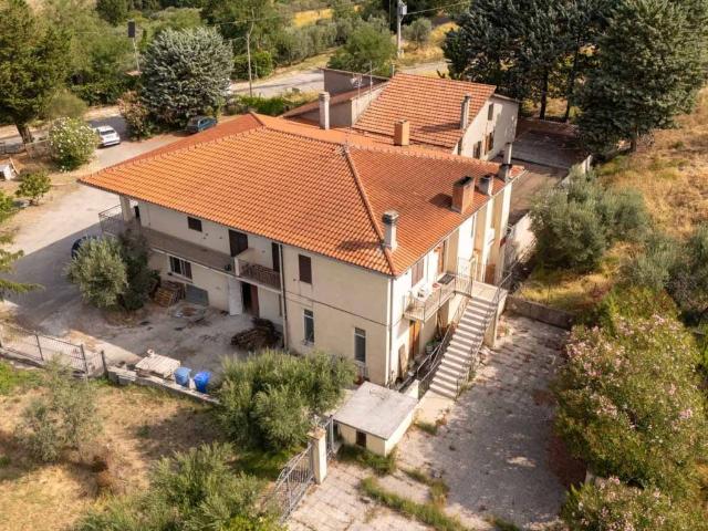 Appartamento in vendita a Mompeo RI