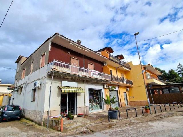 Appartamento in vendita a Mondragone CE