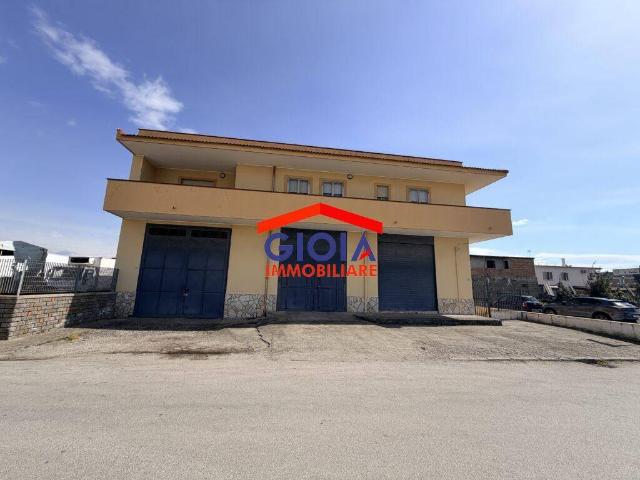 Appartamento in vendita a Mondragone CE