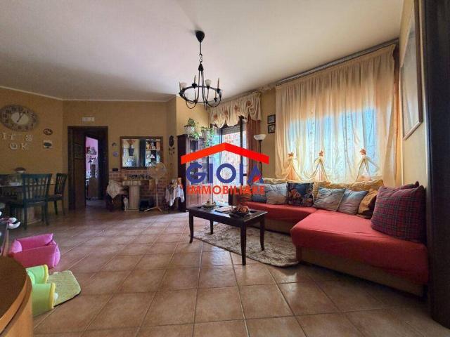 Appartamento in vendita a Mondragone CE