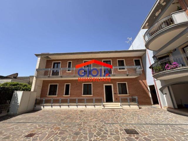 Appartamento in vendita a Mondragone CE