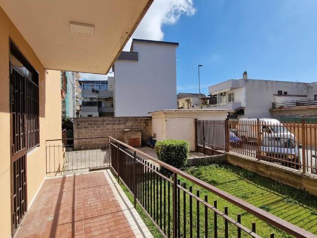 Appartamento in vendita a Mondragone CE