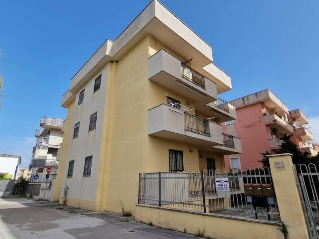Appartamento in vendita a Mondragone CE
