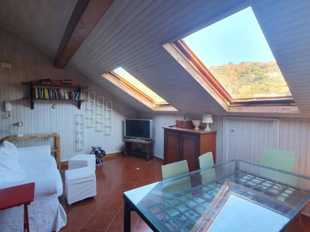 Appartamento in vendita a Moneglia GE