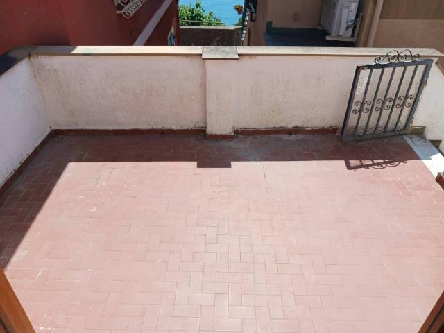 Appartamento in vendita a Moneglia GE
