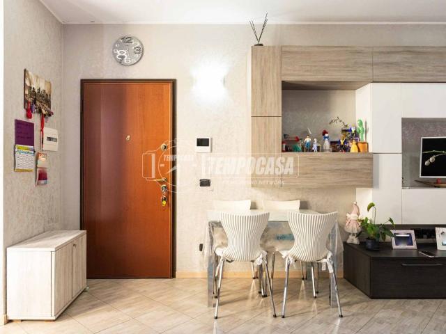 Appartamento in vendita a Monguzzo CO