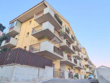 Appartamento in vendita a Monreale PA