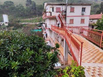 Appartamento in vendita a Monreale PA