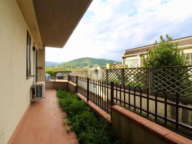 Appartamento in vendita a Monsummano Terme PT