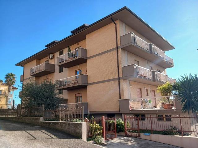 Appartamento in vendita a Monsampolo del Tronto AP