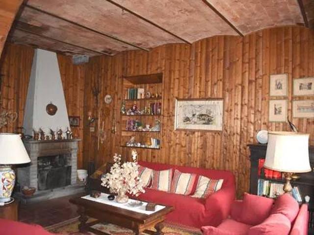 Appartamento in vendita a Montaione FI