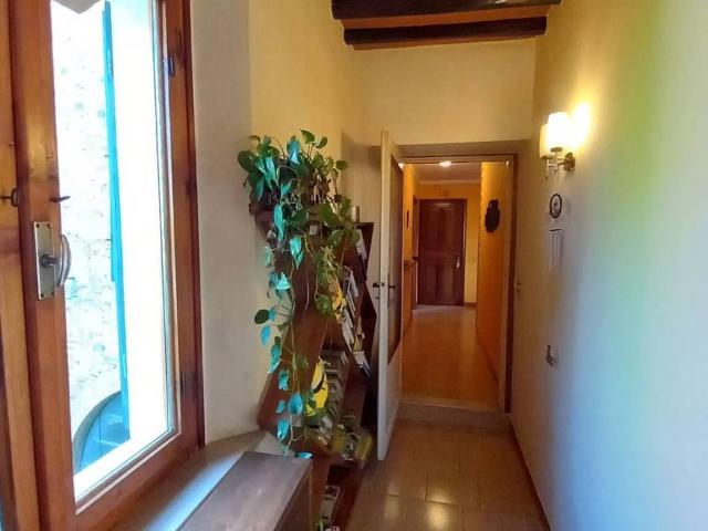 Appartamento in vendita a Montaione FI