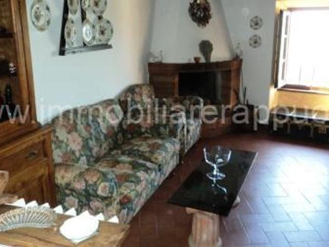 Appartamento in vendita a Montalcino