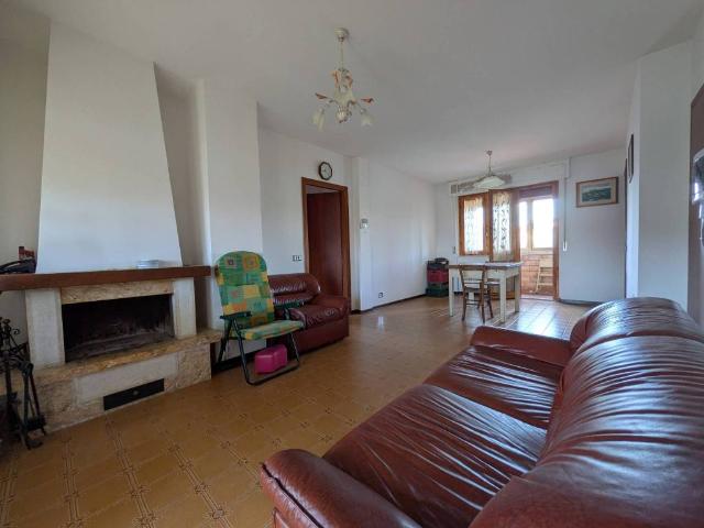 Appartamento in vendita a Montalcino SI