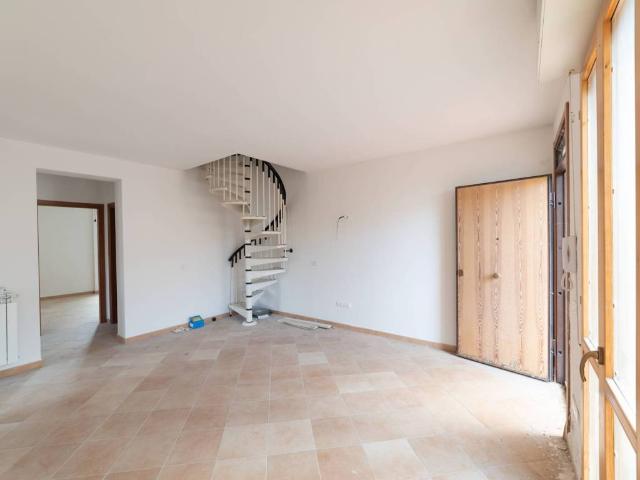 Appartamento in vendita a Montalcino SI