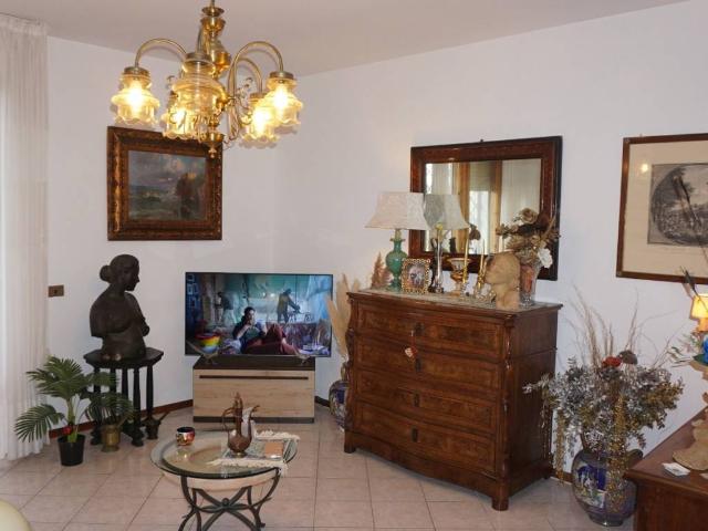 Appartamento in vendita a Montalcino SI