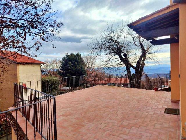 Appartamento in vendita a Montalcino SI