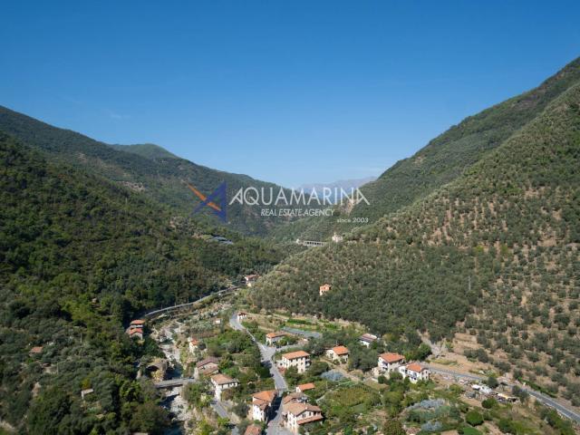 Appartamento in vendita a Montalto Carpasio