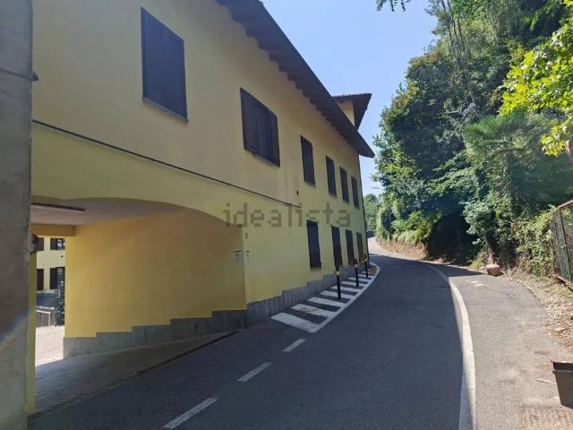 Appartamento in vendita a Montano Lucino CO