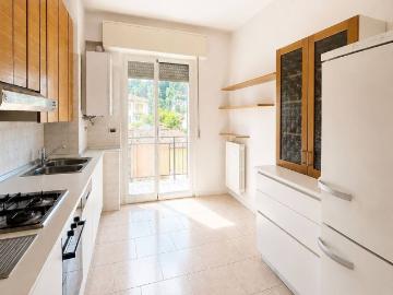 Appartamento in vendita a Montano Lucino CO