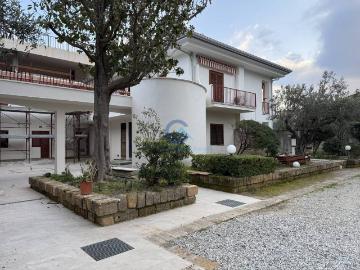Appartamento in vendita a Montauro CZ
