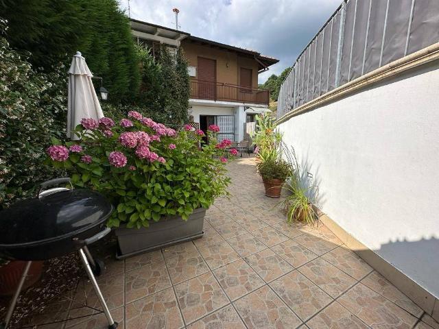 Appartamento in vendita a Monte Marenzo LC