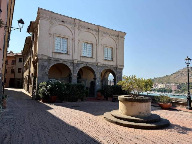 Appartamento in vendita a Monte Argentario GR