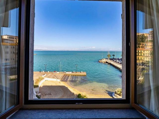 Appartamento in vendita a Monte Argentario GR