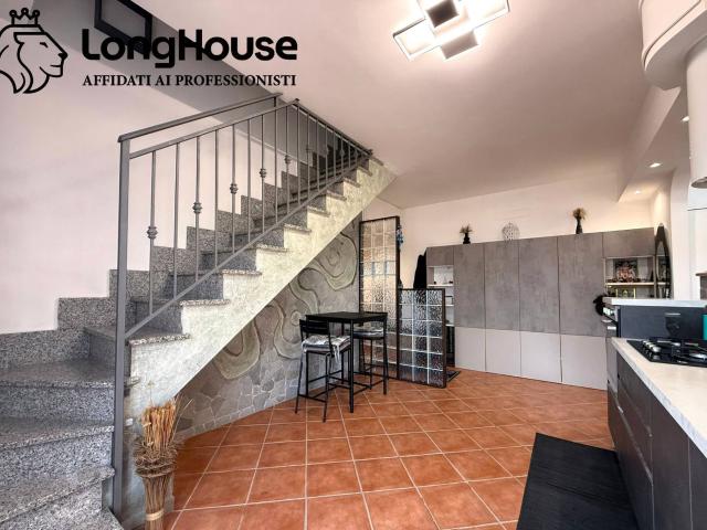 Appartamento in vendita a Monte Compatri, Laghetto