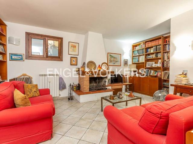 Appartamento in vendita a Monte Compatri RM