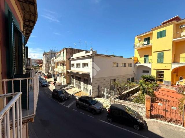 Appartamento in vendita a Monte di Procida NA